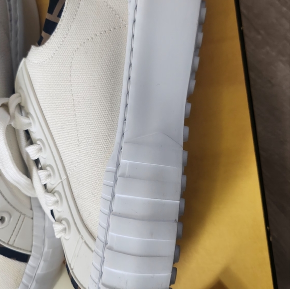 Authentic Fendi Force Sneakers FF Logo - Picture 9 of 13